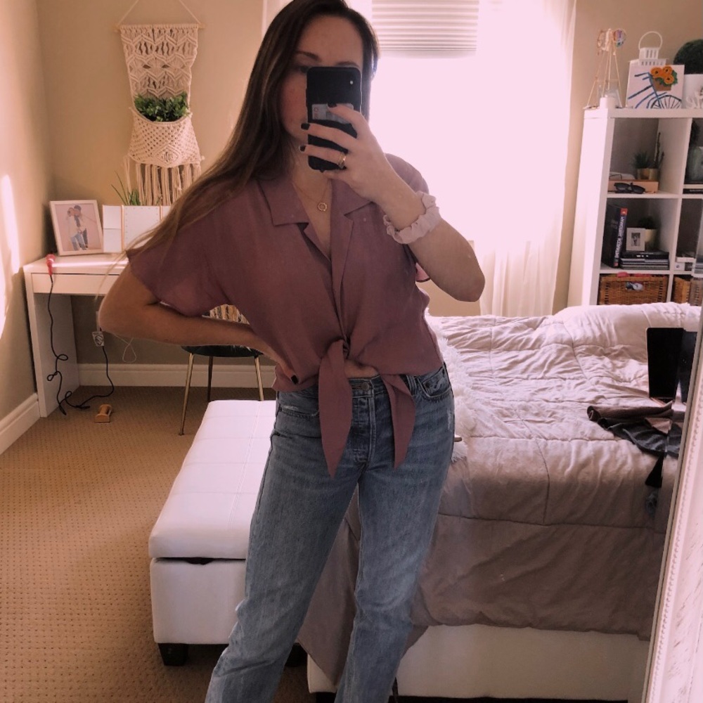 mod ref - lavender blouse - Picture 2 of 2